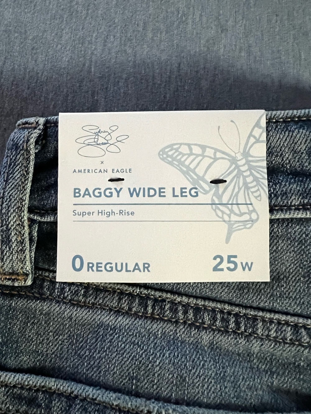 American Eagle Outfitters Baggy Wide Leg Jeans - Dark Blue - Sydney Sweeney